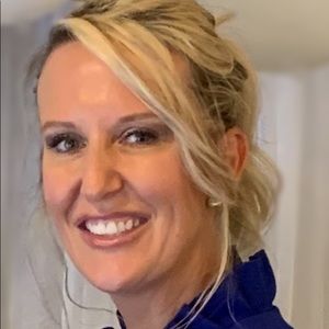 Meet your Posher, Wendy